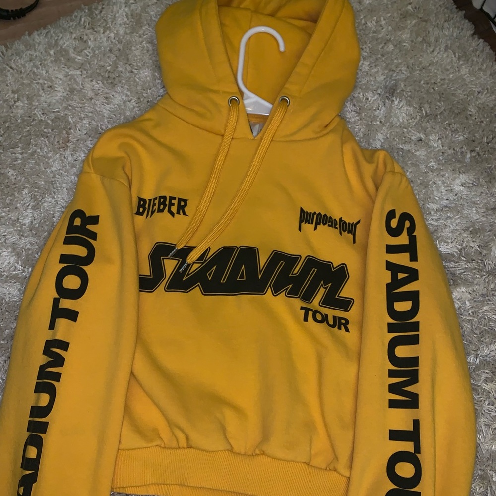 women’s cropped hoodie